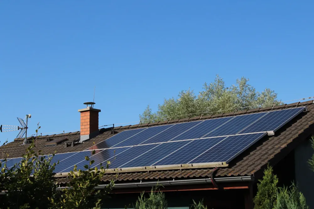 Aides de l’État 2026 : Le point complet pour votre projet solaire dans l’Ain